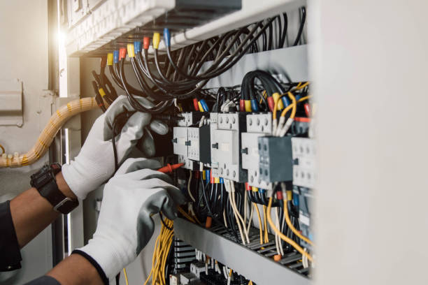 Best Affordable Emergency Electrician  in Upper Fruitland, NM